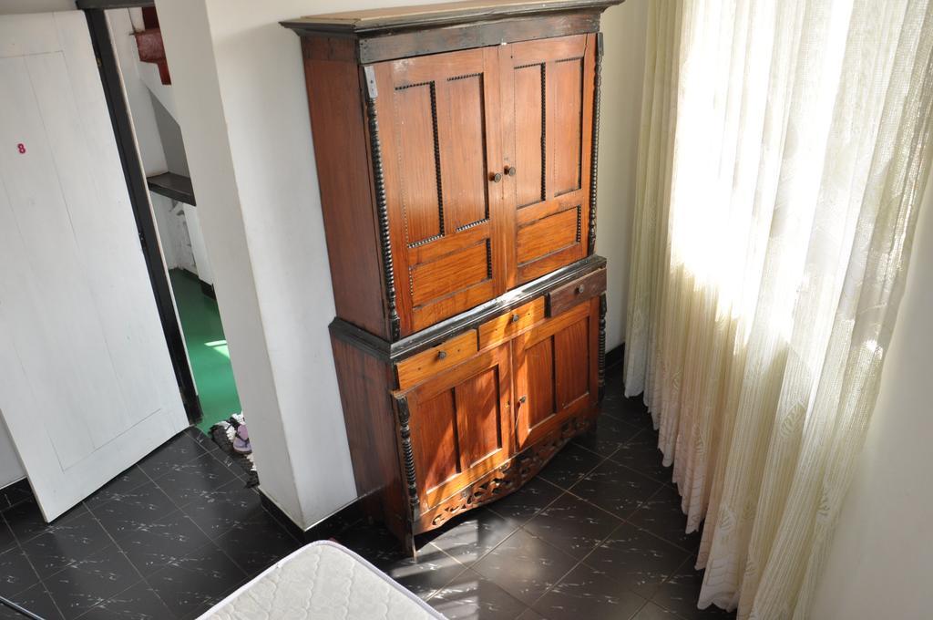 Marshal Beach Guesthouse Negombo Room photo